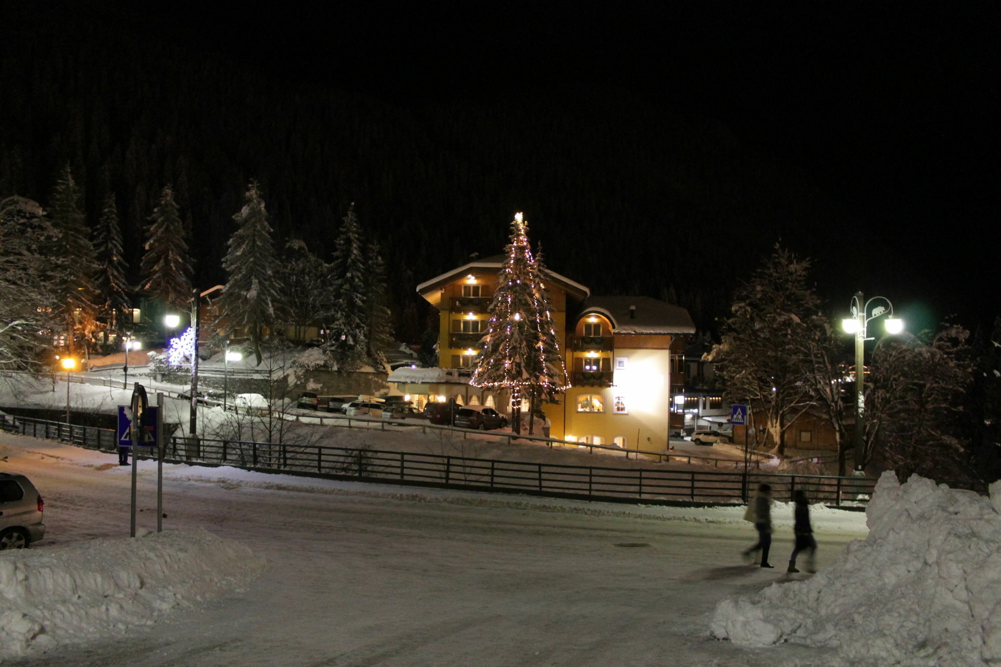 Hotel Chalet All'Imperatore Мадонна-ди-Кампильо Экстерьер фото